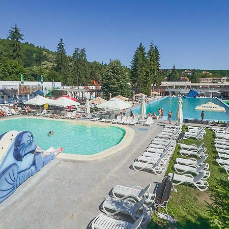 Apartament Cristian Geoagiu Bai Bagian luar foto